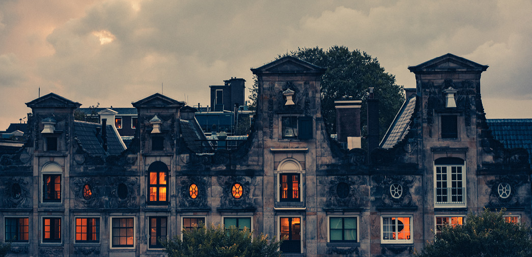 Share These 10 Frightfully Good Halloween Blogs with Your Clients