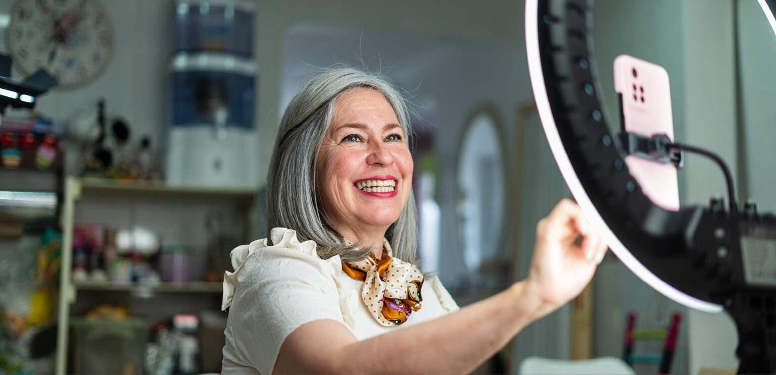 how-to-use-the-green-screen-on-instagram-a-beginner-s-guide-for-real